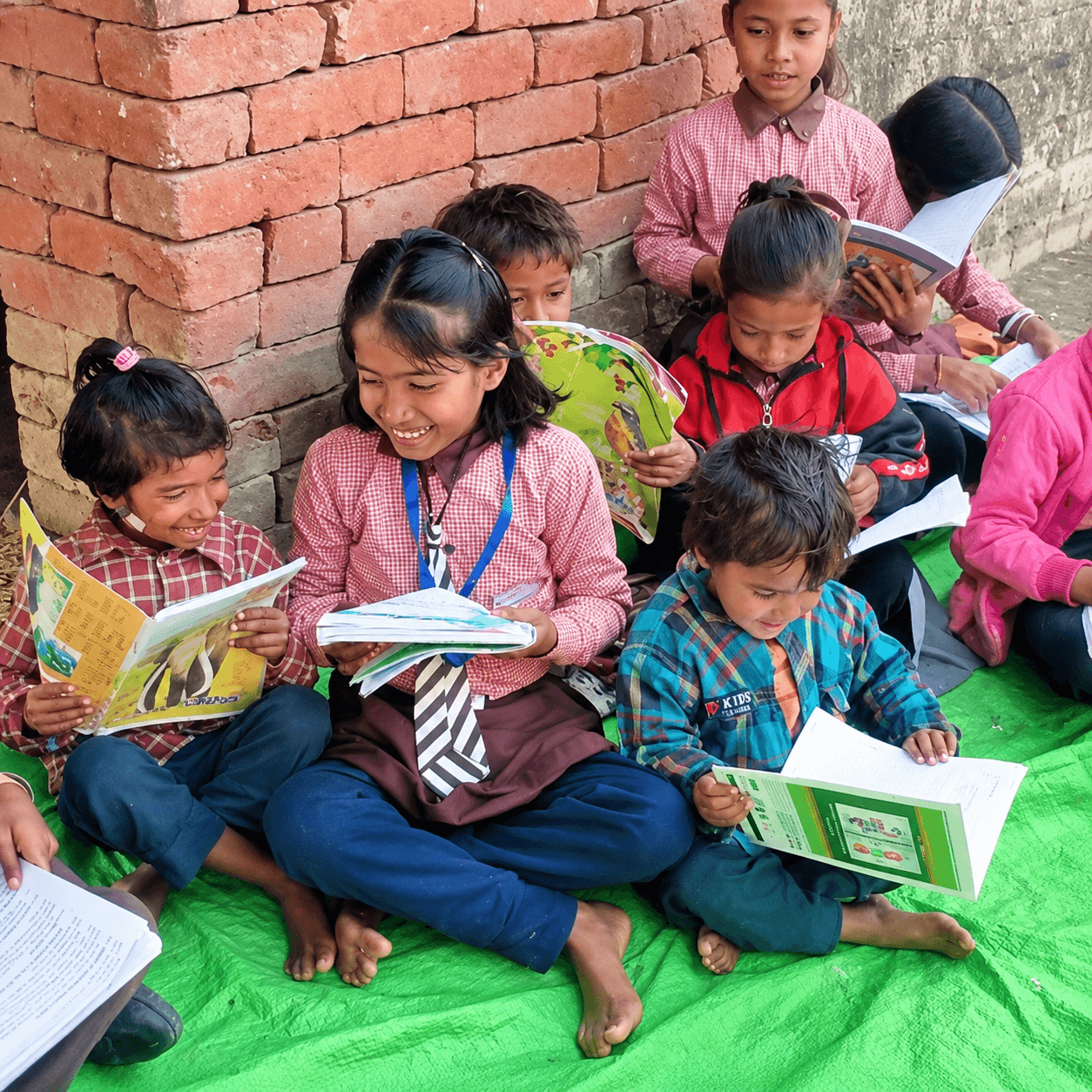 Children learning together in a Sewa Sanskriti education programme.